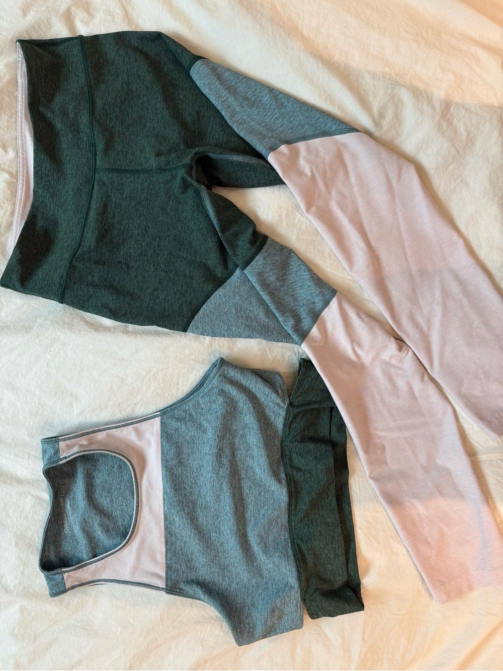 Outdoor Voices Colorblock Set - Dusty Pink, Gray & Forest Green